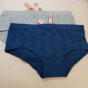 NWT Victoria's Secret Panties Set